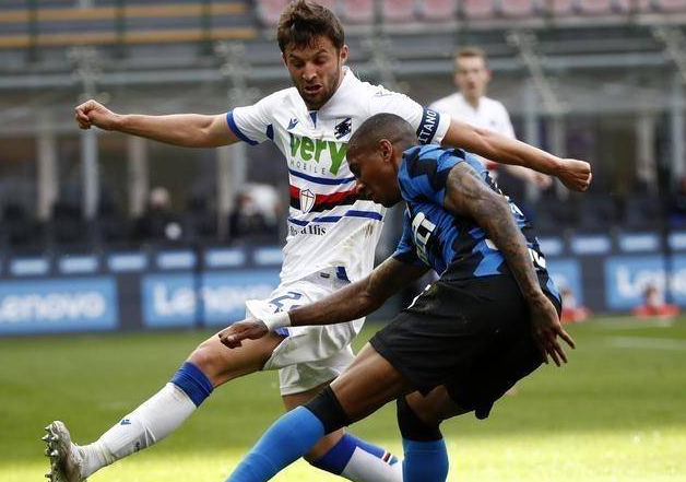 上为球员们 上为球员们